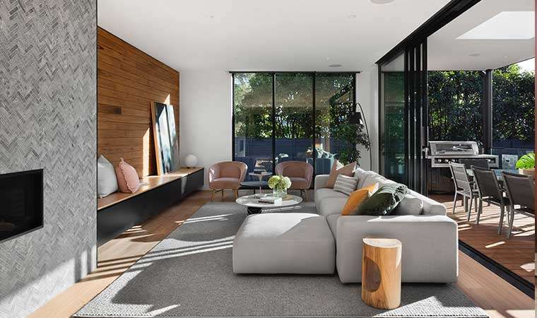 Countryside Modern Lake View